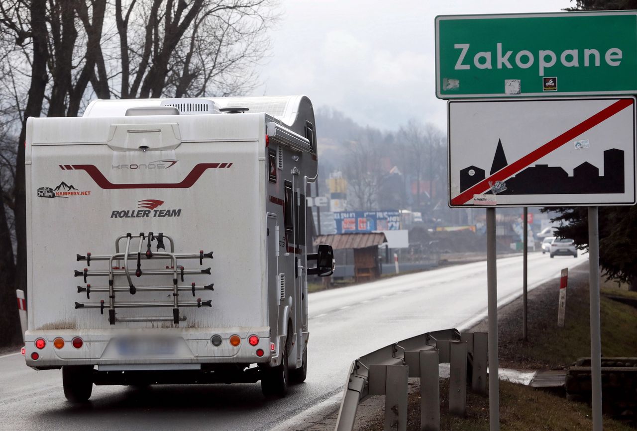 Nowy Rok 2021. Zakopane: policja podsumowała sylwestra