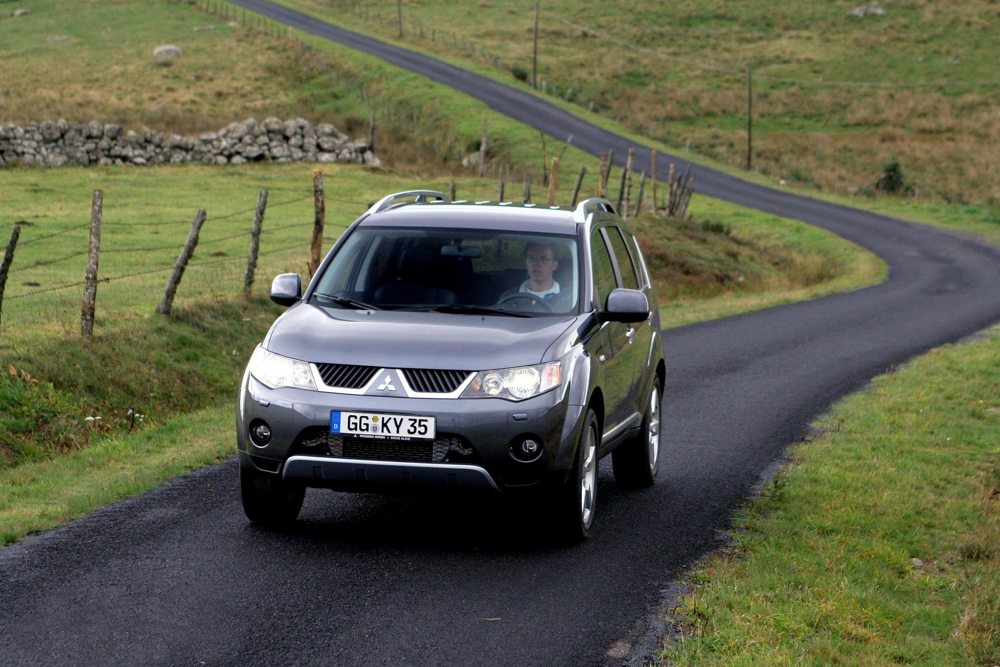 Solidny i ceniony Mitsubishi Outlander