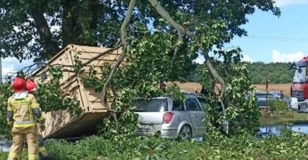 Wypadek z udziałem pojazdu amerykańskiej armii. Nie żyje kobieta
