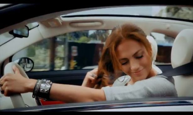 Jennifer Lopez, Bronx i Fiat 500 [wideo]