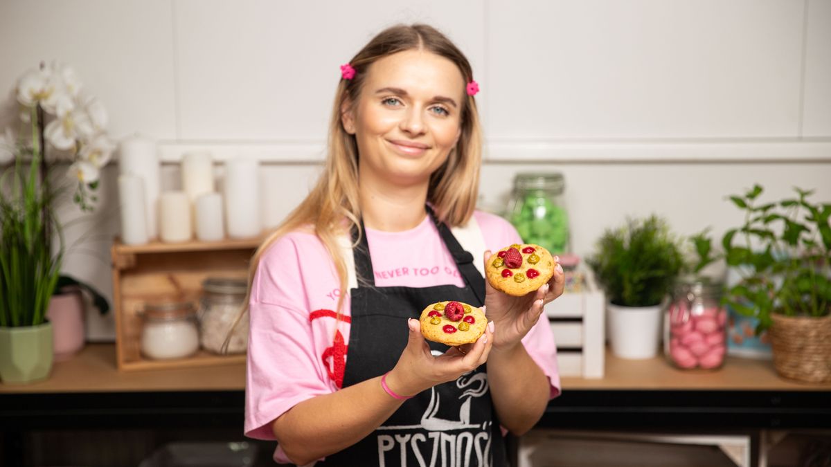 Pistacjowe ciasteczka z malinami