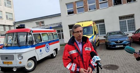 Dramat w pomorskim pogotowiu. Poseł Lewicy: Państwo z dykty i kartonu