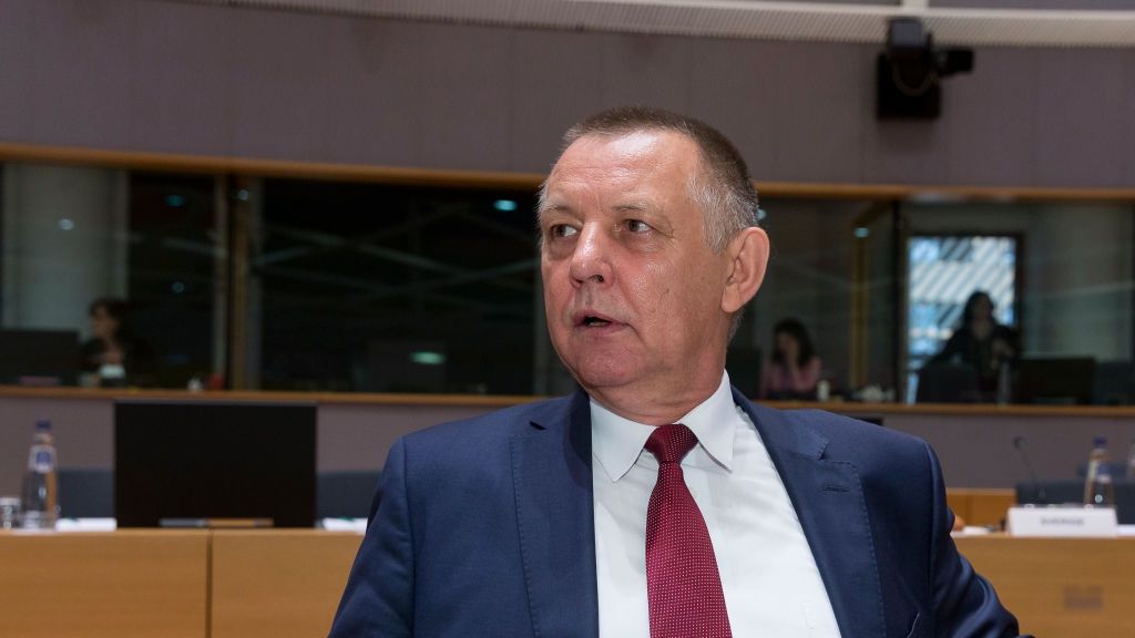 Nie milkną echa niepełnych oświadczeń majątkowych Mariana Banasia.