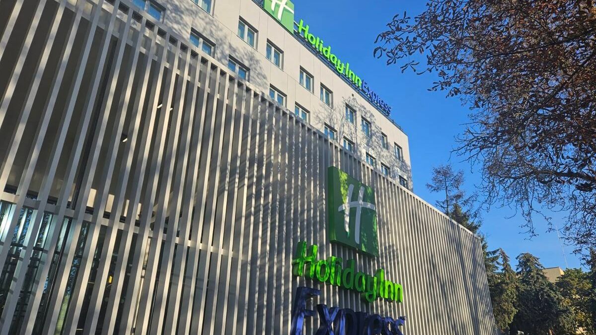Hotel Holiday Inn Express Lublin przy ul. Spadochroniarzy (dawniej Hotel Huzar)