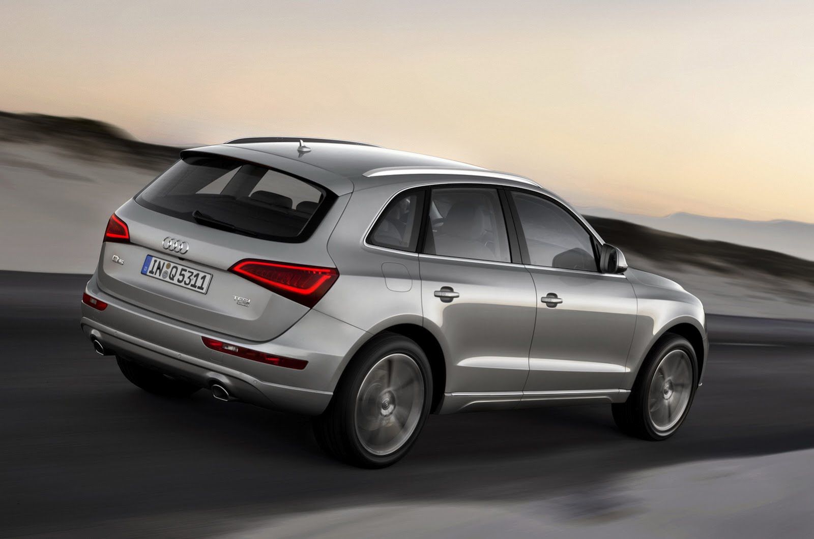 Audi-Q5-2013