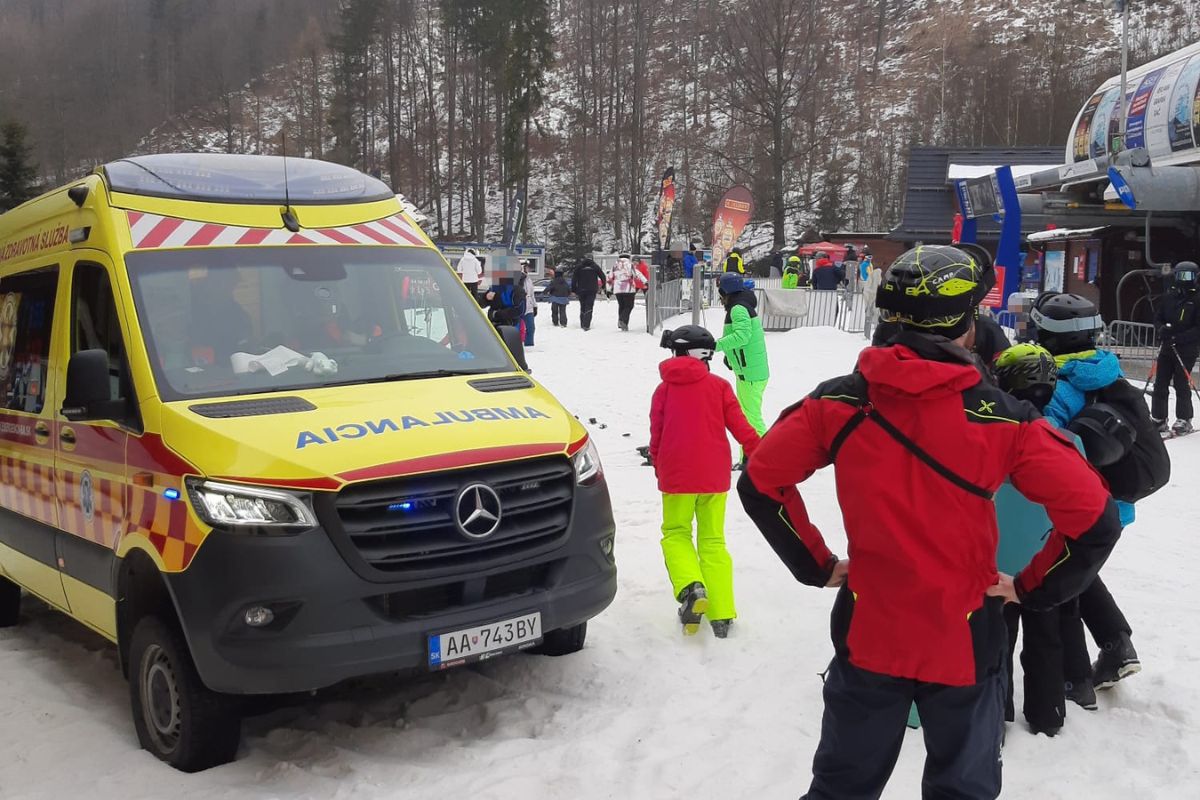 Polak nagle zasłabł. NZK na stoku w Tatrach