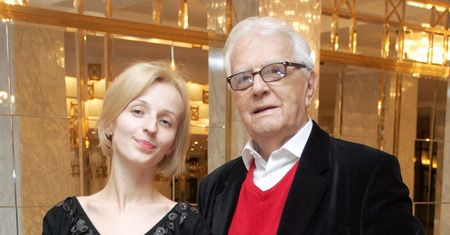 Ojciec Łapickiej: "ZABIERAŁA MI ZASIŁEK!"