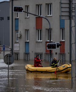 Czesi boją się o południe. "W każdej chwili"