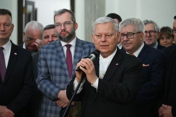 "Mam prawo". Suski tłumaczy się z "debila"