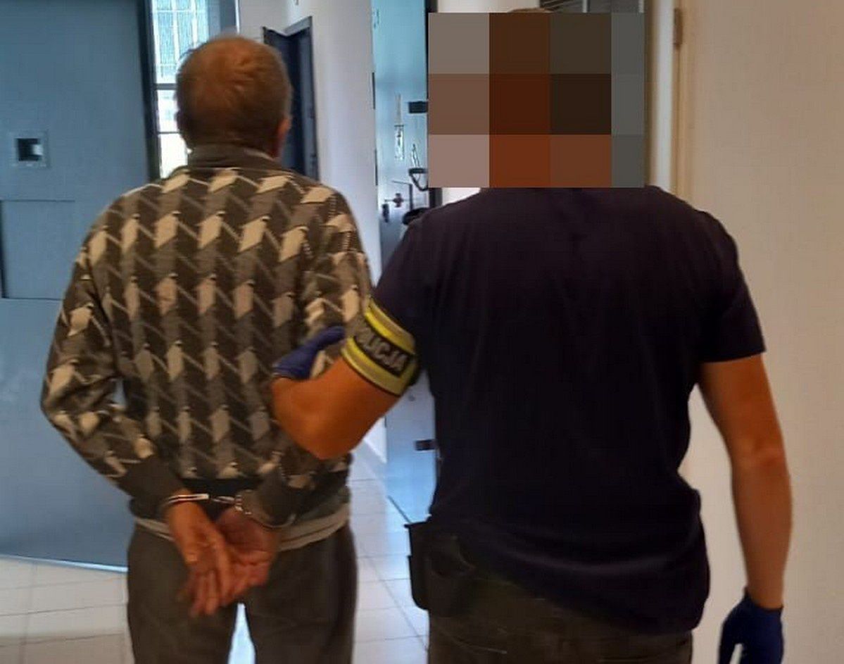 Ryki: 73-latek aresztowany za znęcanie się nad żoną. Groził kobiecie nożami