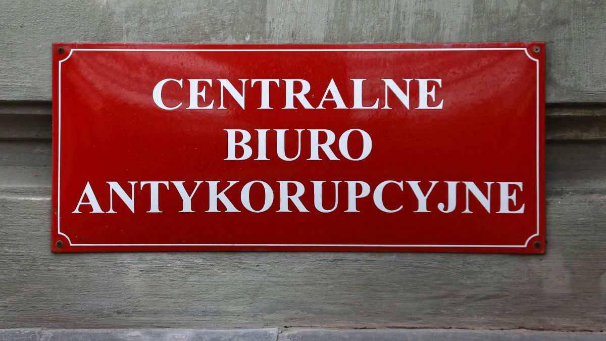 Akcja CBA w Toruniu. Zatrzymano kobietę podającą się za prawniczkę