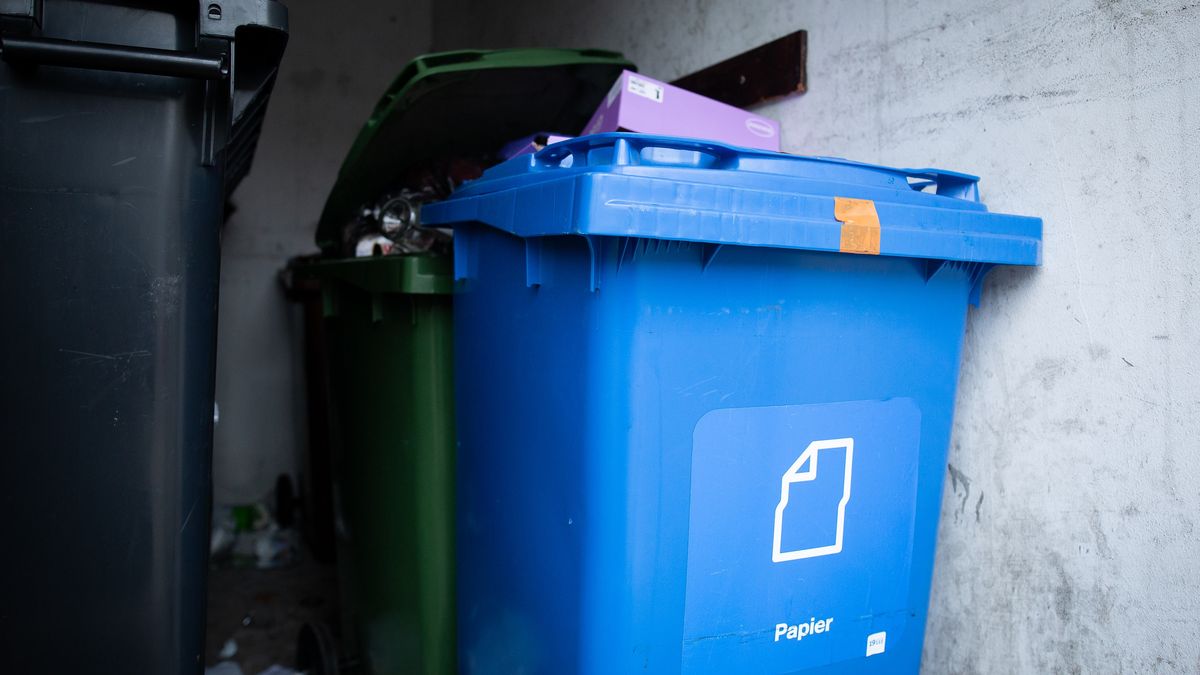 Wywóz odpadów. Rząd szykuje naklejki na worki