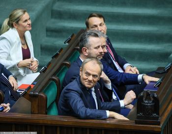 Doradca Orbana oskarża rząd Tuska. Uderzył w Sikorskiego