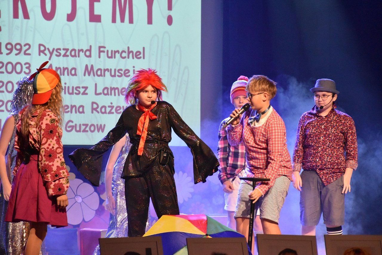 SP 9 Malbork wystawia przedstawienie dla Zosi