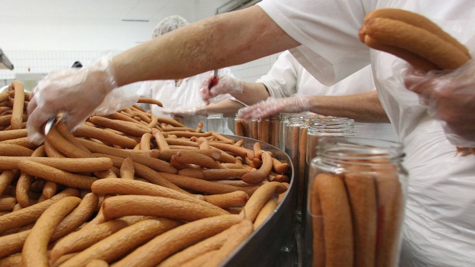 EU Protected Geographical Indication seal for sausages
Jens Wolf
wurst, seal, PGI, kie�basa, kie�baski, masarnia, mi�sa, mi�so, par�wki, produkcja, w�dliny, zak�ad