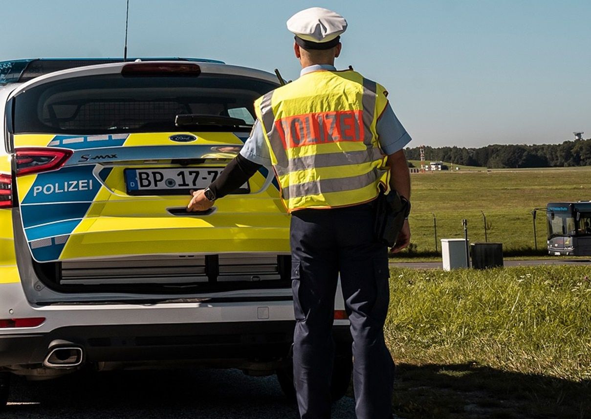 Niemcy studzą entuzjazm. Chodzi o przepustki na granicach