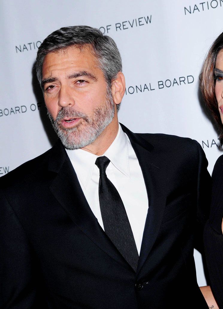 "Clooney wspaniale całuje!"