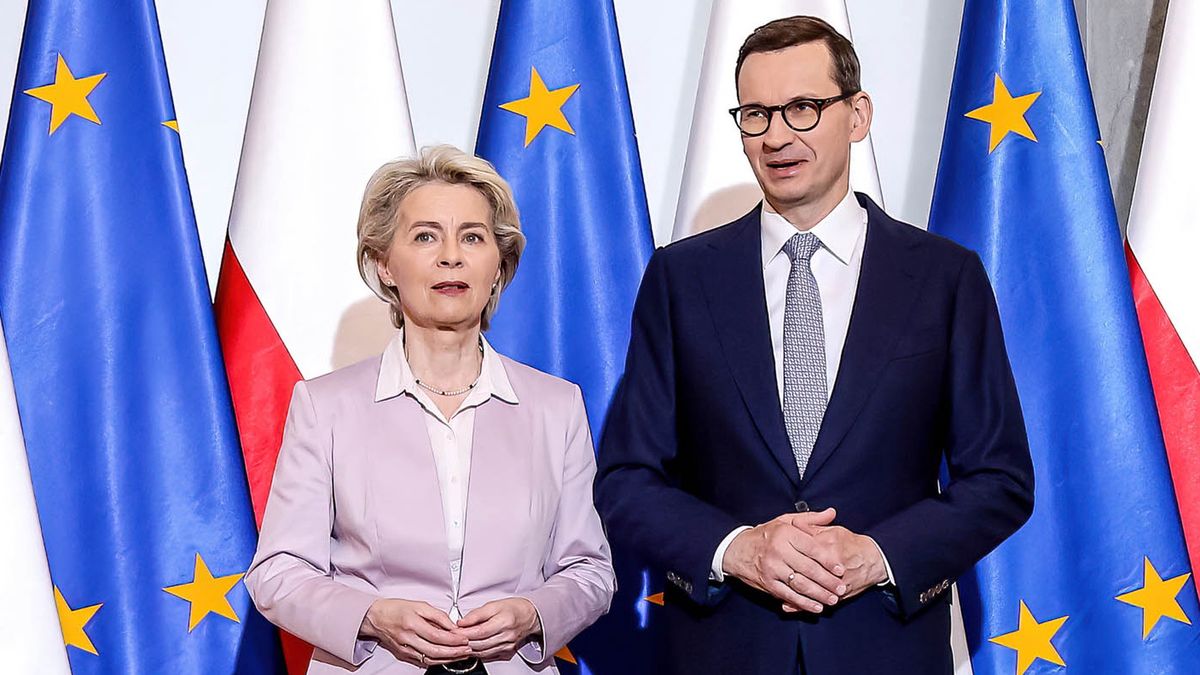 Premier Mateusz Morawiecki: KE będzie refundować dużą część broni przekazywanej Ukrainie przez Polskę
