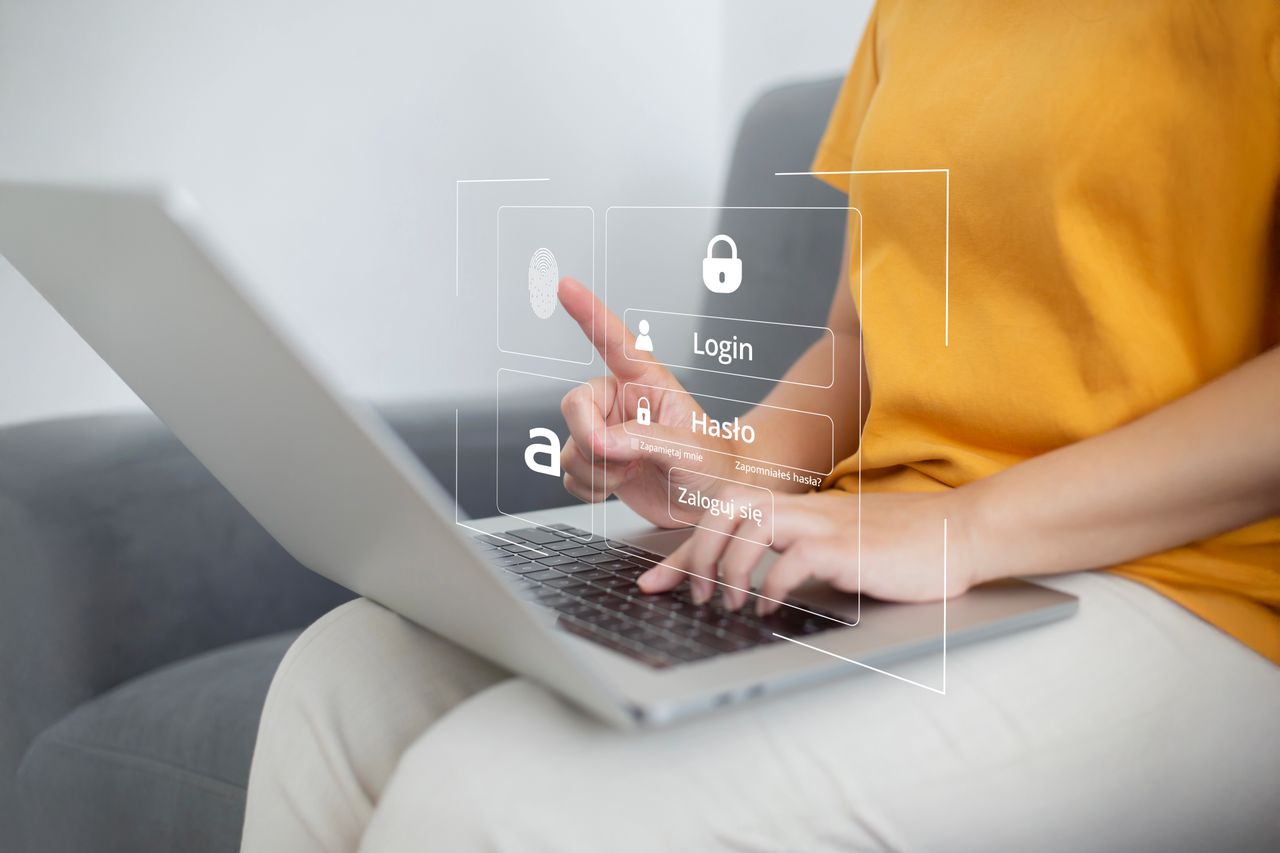 Czy jesteśmy gotowi na internet bez haseł? Allegro sprawdziło stan cyberbezpieczeństwa Polaków