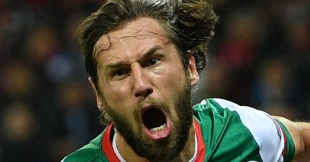 Grzegorz Krychowiak niezręcznie tłumaczy się z afery premiowej: "Mi by ta premia ŻYCIA NIE ZMIENIŁA! Nie mam sobie nic do zarzucenia"