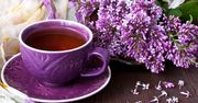 Zapach wiosny w filiżance. Herbata z bzu lilaka ma liczne właściwości zdrowotne. Sprawdzi się na kaszel, wątrobę i uspokojenie