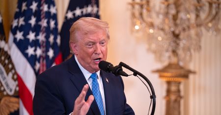 Luksusowy prezent dla Trumpa? Miał otrzymać skyrznkę kawioru z Rosji