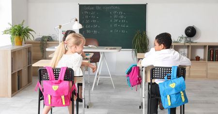 Ubezpieczenie przedszkolaka i ucznia: jak wybrać najlepsze NNW szkolne dla dziecka?