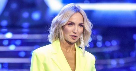 Ania Wyszkoni pozuje przed lustrem. Jest naprawdę szczupła!