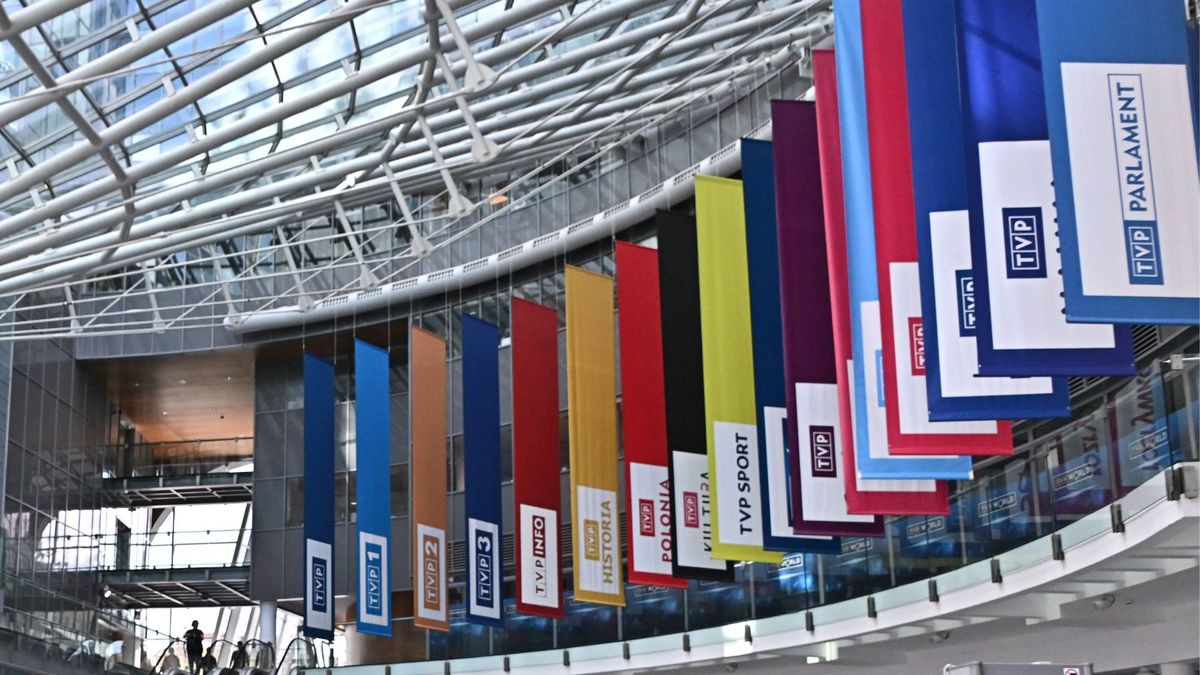 Telewizja Polska wypłaciła za dużo pieniędzy swoim pracownikom