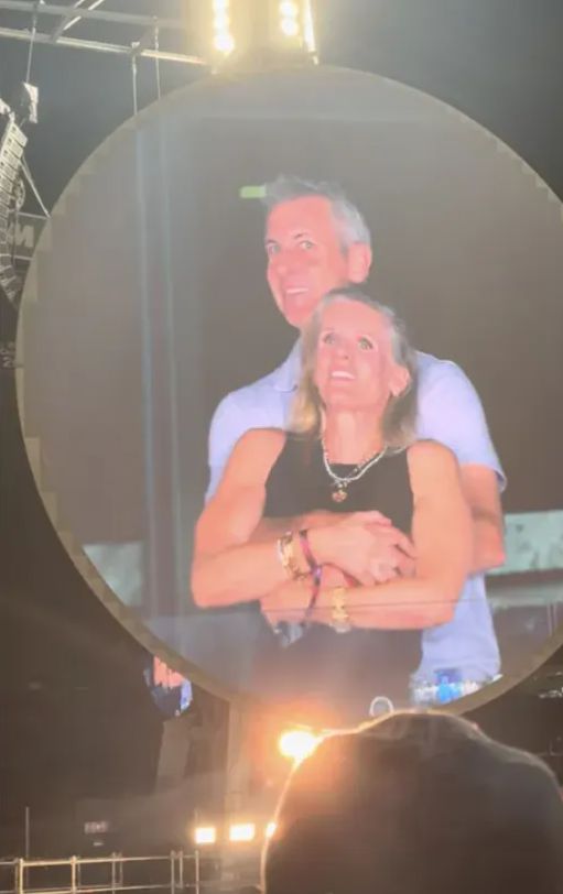 Andy Byron z kochanką na koncercie