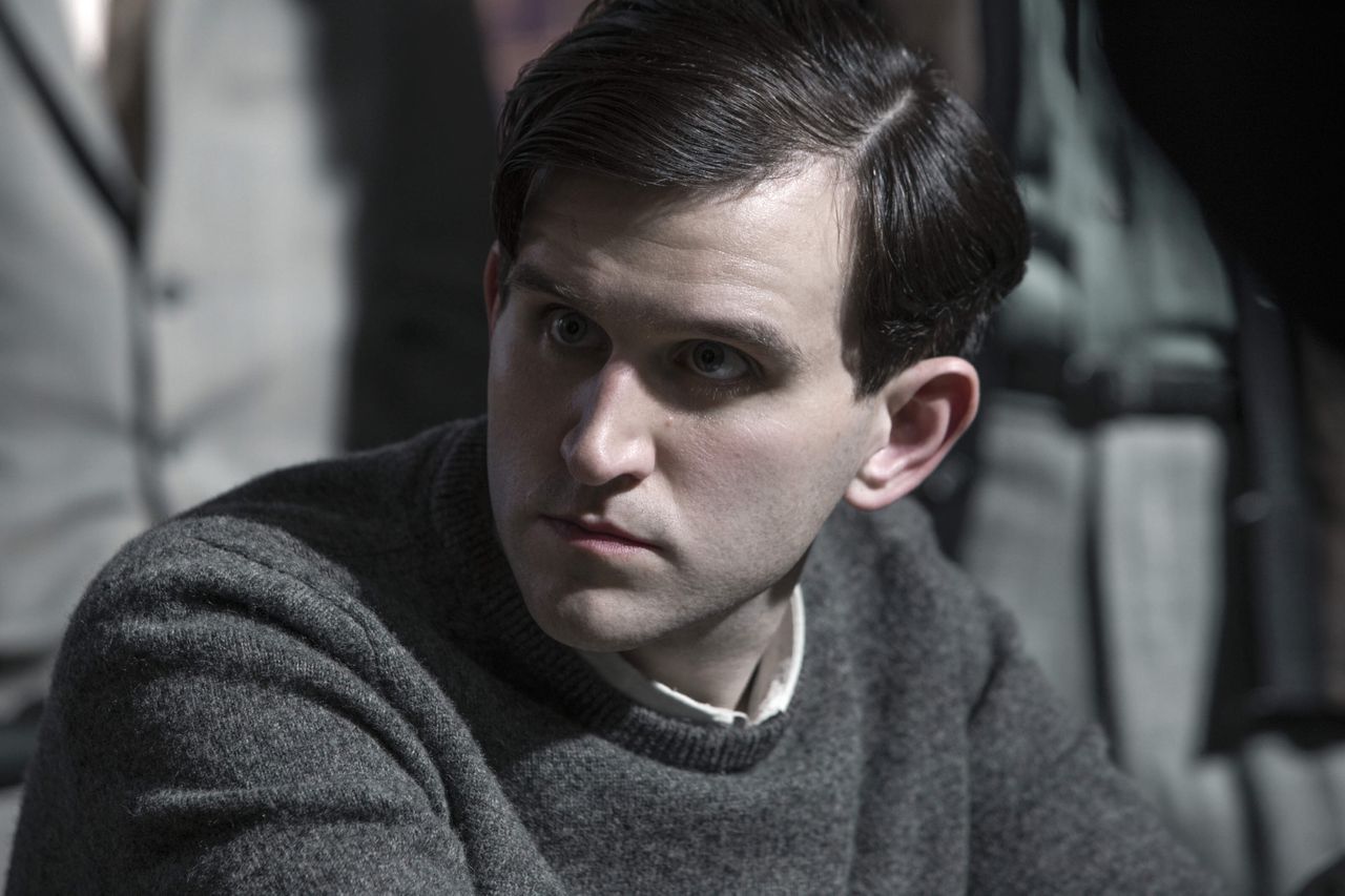 Harry Melling