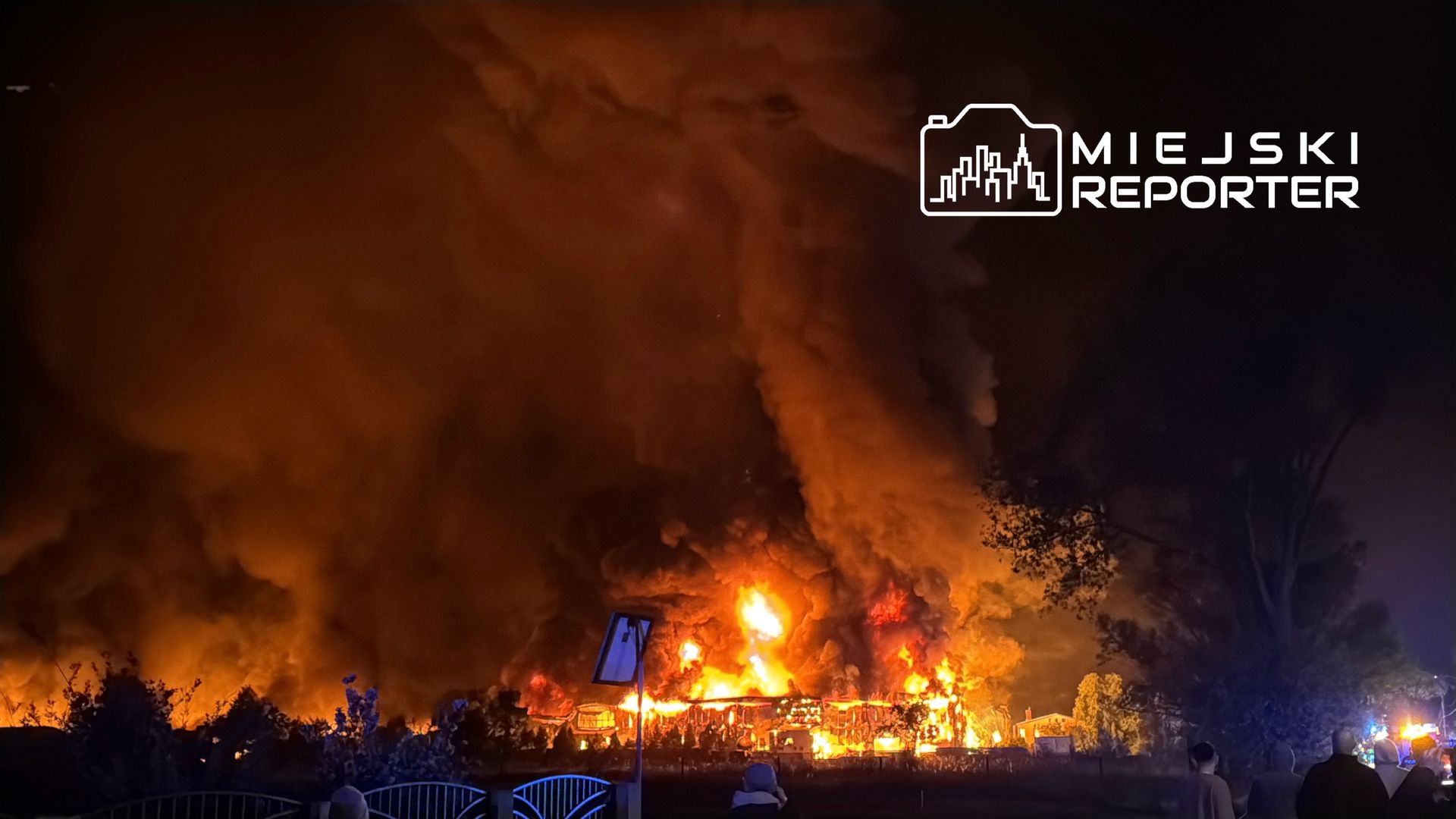 Potężny pożar pod Warszawą.