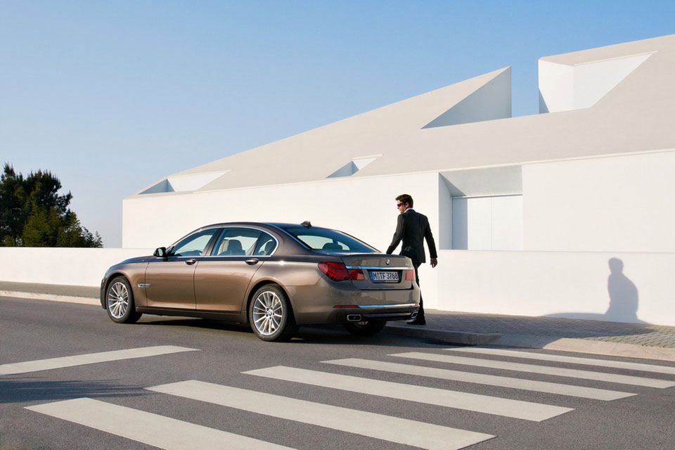 BMW serii 7 na rok 2013 - megagaleria niemieckiego okrętu flagowego 184