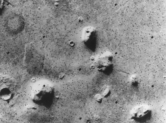 Photograph of a part of Cydonia taken by the Viking 1 probe