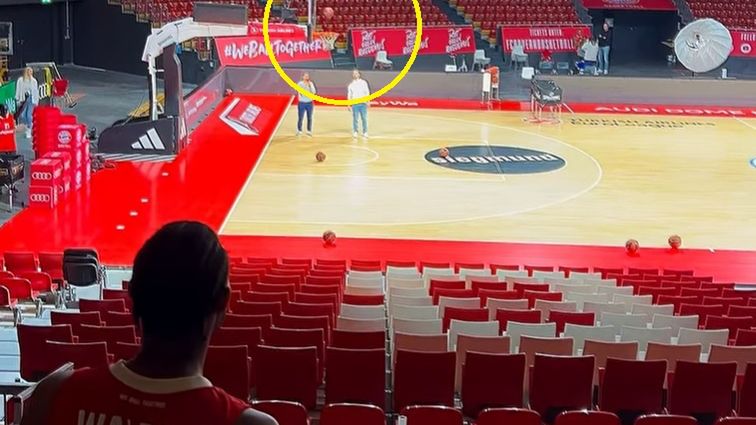 Corey Walden popisał się rewelacyjnym rzutem