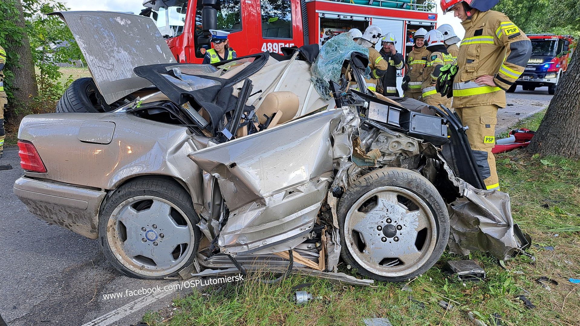 Makabra w Kazimierzu. Tyle zostało z mercedesa