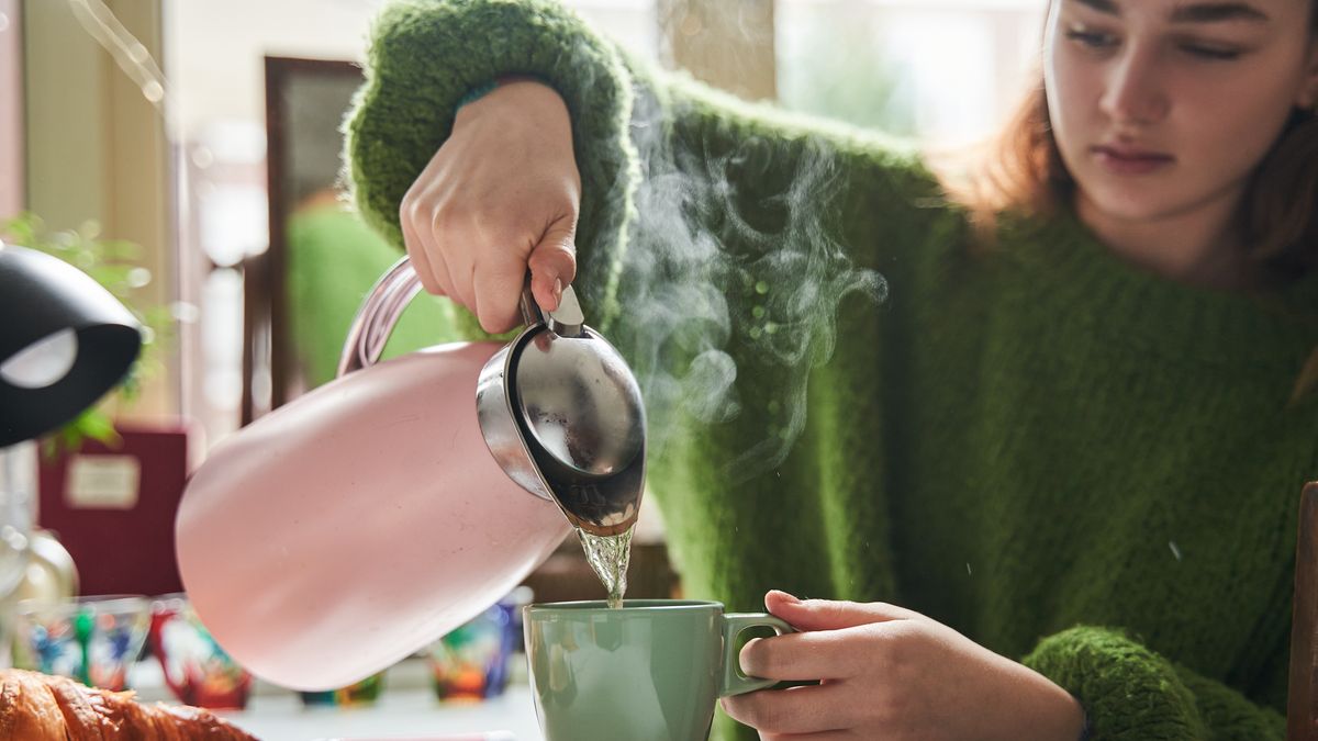 Co warto pić po przejedzeniu się?
