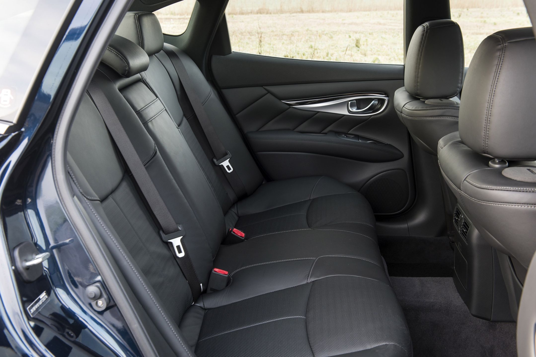 Infiniti Q70