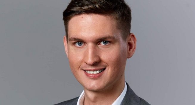 Krystian Pomorski e-commerce trade marketerem w Valeo