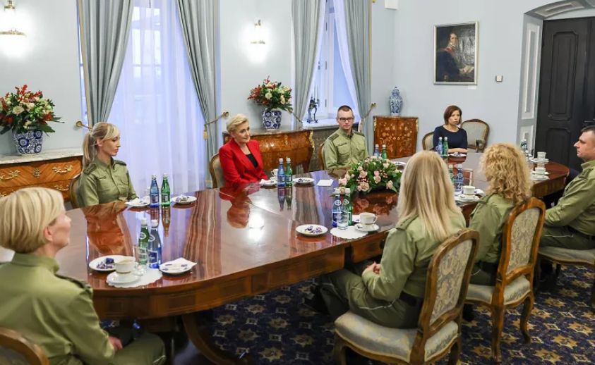 Funkcjonariusze Podlaskiego Oddziału Straży Granicznej w Pałacu Prezydenckim