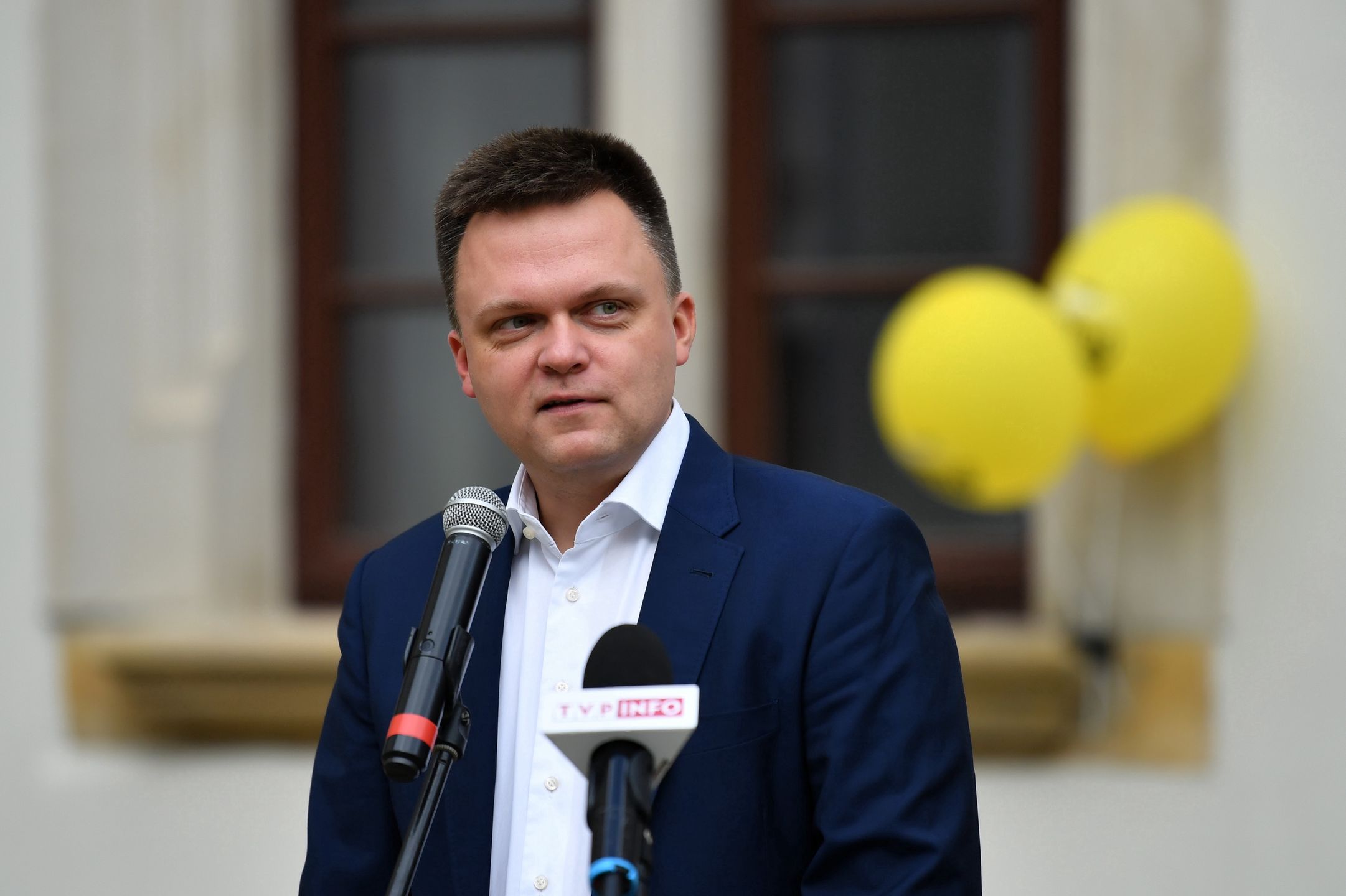 Najnowszy sondaż. Ruch Szymona Hołowni może liczyć na 16 proc. wyborców