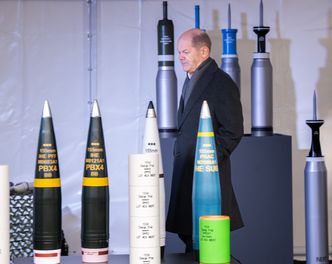 Będzie nowa fabryka amunicji w Niemczech. Kurs akcji koncernu zbrojeniowego rośnie