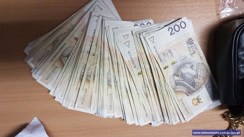 Wrocław. Przestępcy podatkowi oszukali państwo na 80 mln złotych. Jest akt oskarżenia