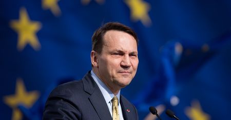 Kłopoty Sikorskiego. Nowy komunikat z CBA