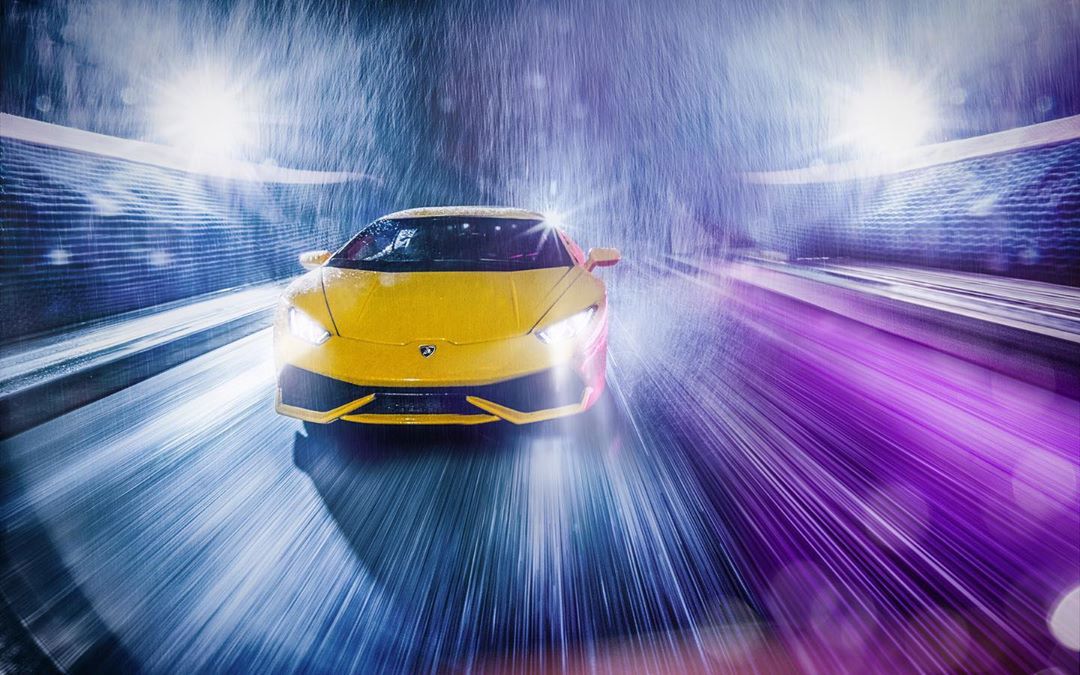 Bieżnia, model Lamborghini i światła. Efekt wygląda jak z gry wideo! 1