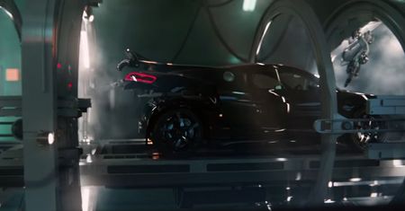 Audi R8 V10 rodzi RS3 Sportback. Dosłownie [wideo]