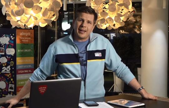 Filip Chajzer prowadzi z Allegro cykl programów dla WOŚP