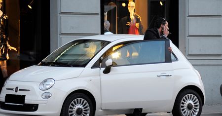 Maserak kłamał, że dał samochód mamie? (ZDJĘCIA)