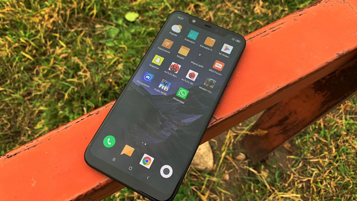 Test Xiaomi Mi 8 – przypomina iPhone'a X, ale nie ceną 1