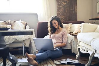 Firmy odliczają świąteczne koszty. Wśród nich "zdalne wigilie"